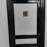 Raphael's Apartment, Classé 3 étoiles *