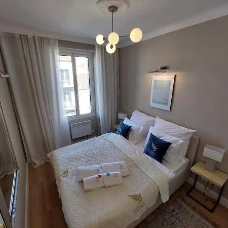 Raphael's Apartment, Classe 3 Etoiles Апартаменти