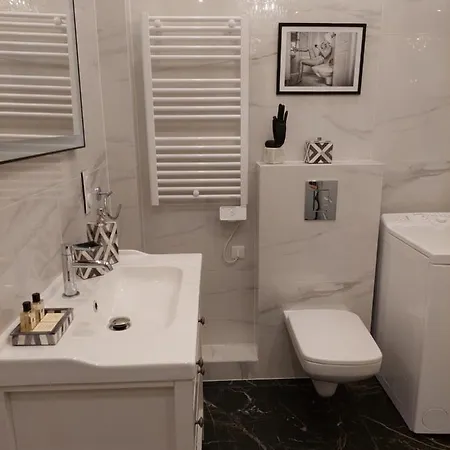 Апартаменти Raphael's Apartment, Classe 3 Etoiles *