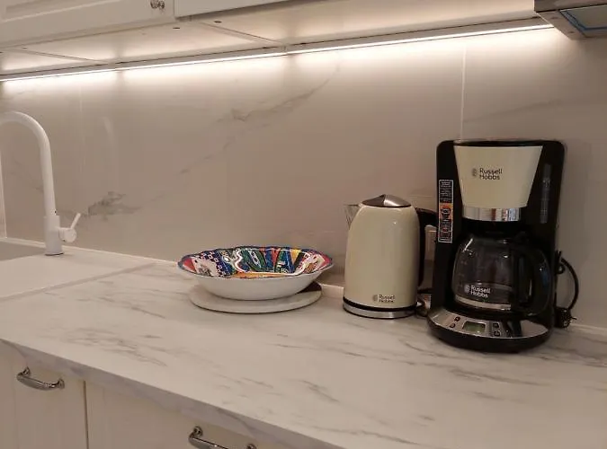 Raphael's Apartment, Classe 3 Etoiles شقة