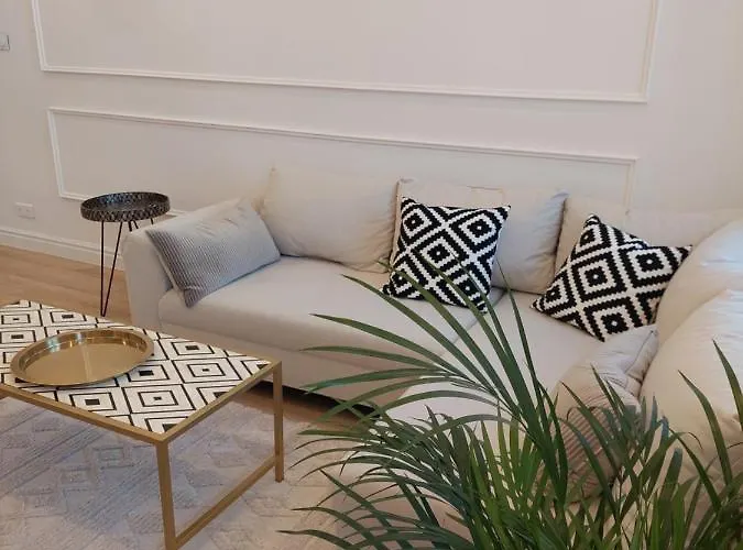 Raphael's Apartment, Classe 3 Etoiles شقة *