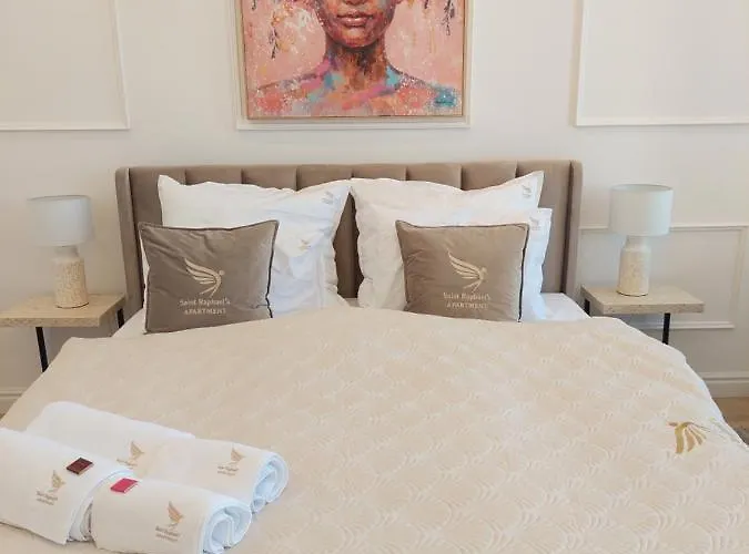 Raphael's Apartment, Classe 3 Etoiles Сен-Рафаэль