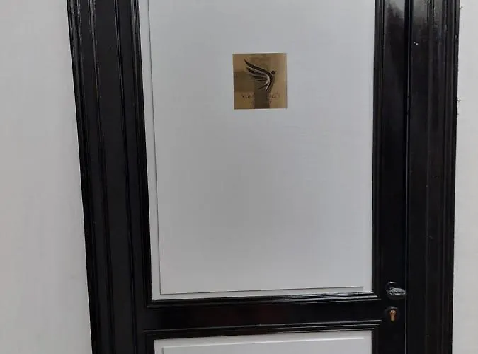 Raphael's Apartment, Classe 3 Etoiles *